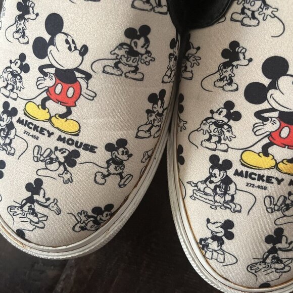 Disney X Master Of Arts Moa Mickey Mouse Slip On Sneakers Size 6.5 Runs Big - Picture 4 of 16
